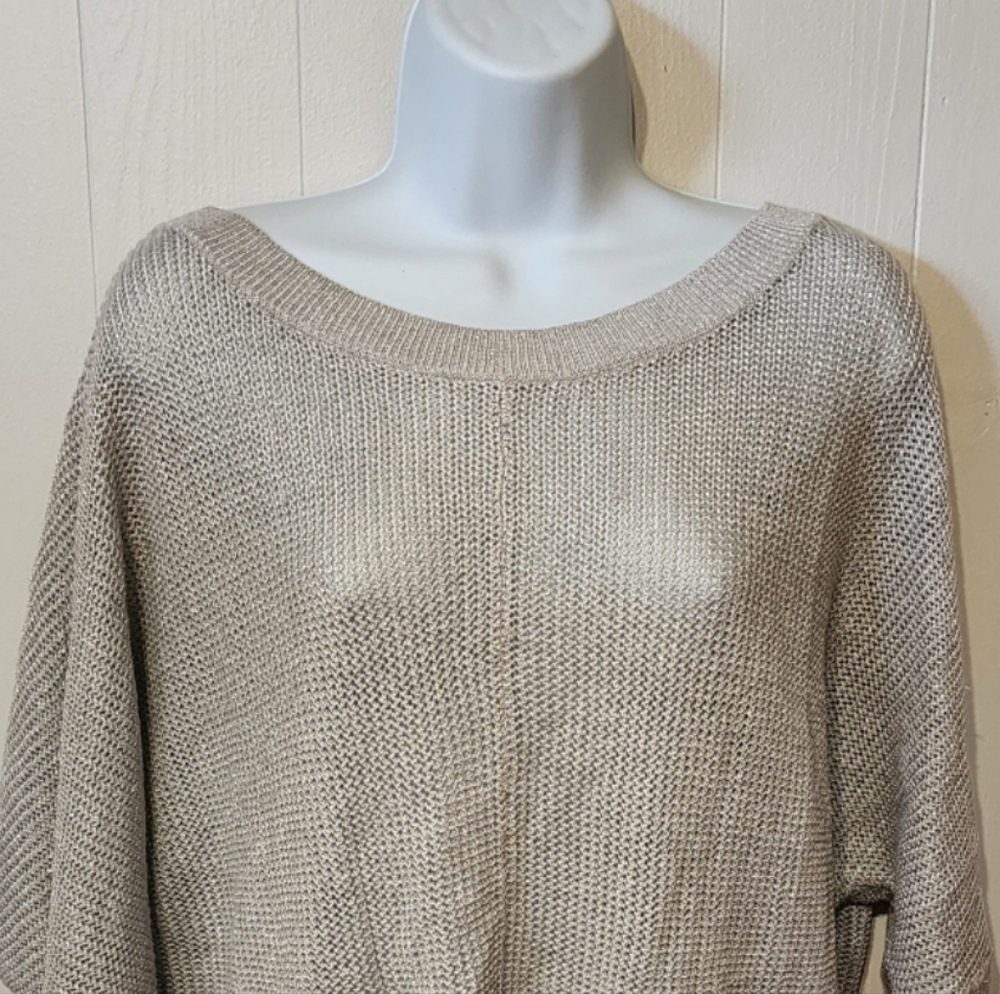The Loft Sweater Small‎ Grey Silver Vback Batwing Short Sleeve Lightweight A157
